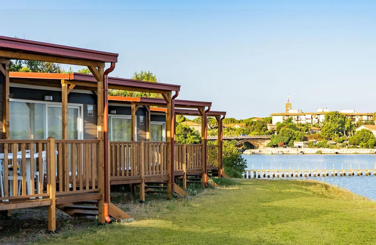 مكان تخييم Camping Village Laguna Blu فيرتيليا